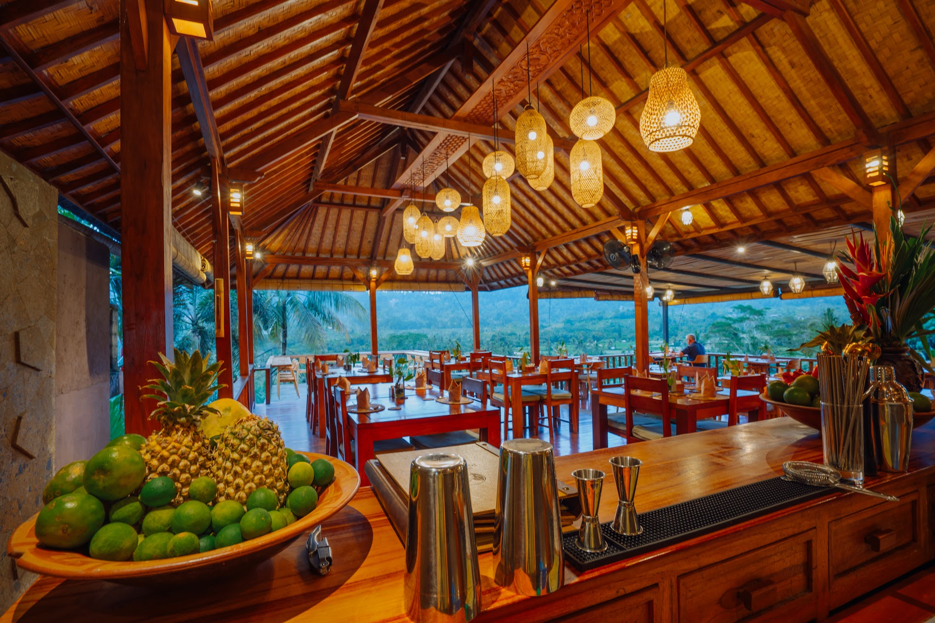 Bisma Eight, Ubud: la terraza infinita sobre la selva que pocos huéspedes conocen al atardecer