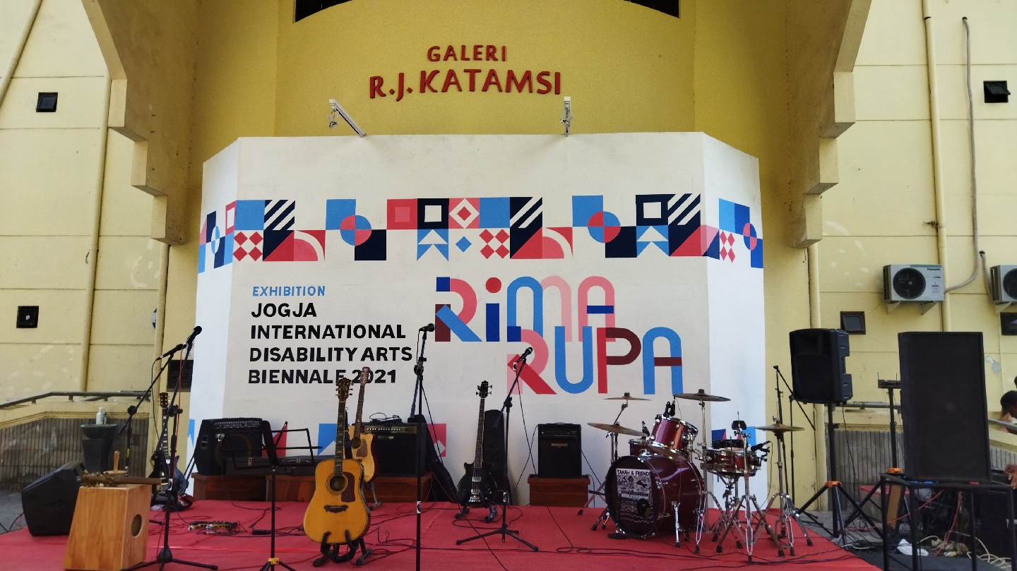 Greenhost Boutique Hotel, Yogyakarta — desayuno entre artistas en el barrio de Prawirotaman