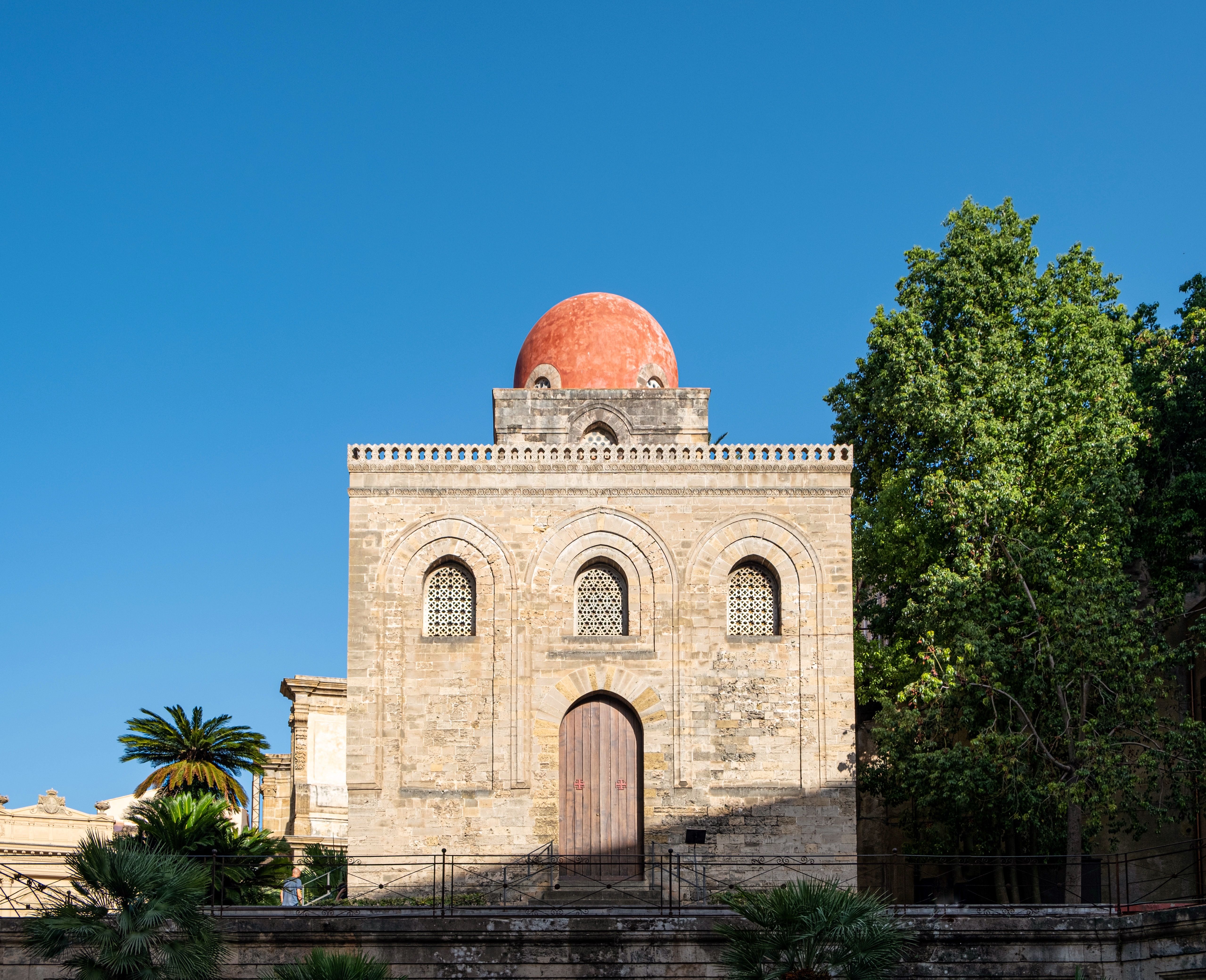 El hotel de Palermo que los sicilianos guardan en secreto (y merece la pena)