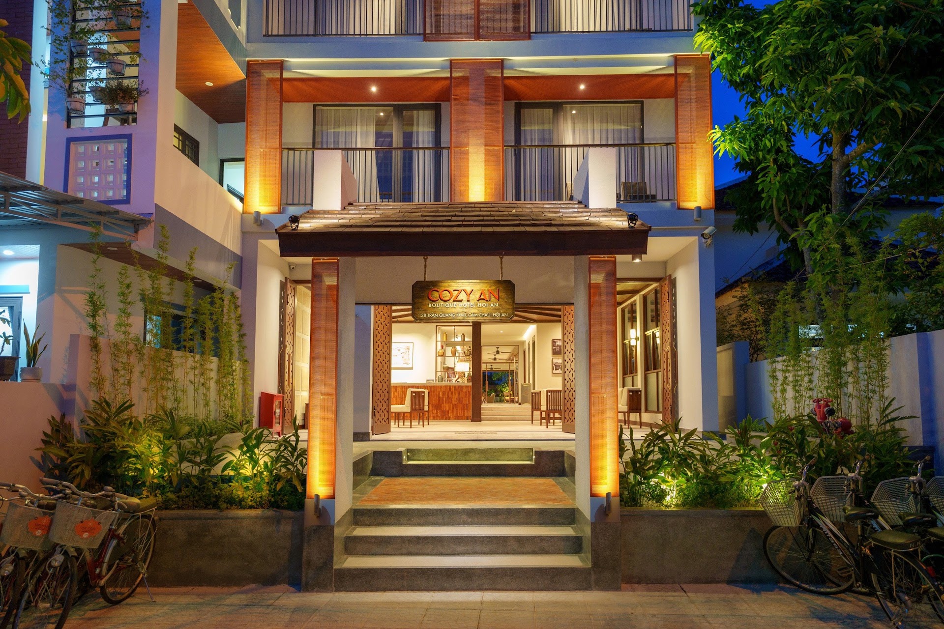 Calla Hotel - 4 minute walk to the Ancient Town